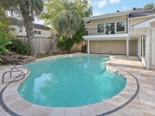 1302 Riverview Circle, Houston TX 77077
