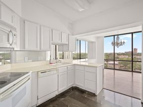 1111 Bering Drive 805, Houston TX 77057