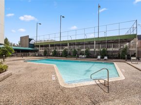 1111 Bering Drive 805, Houston TX 77057