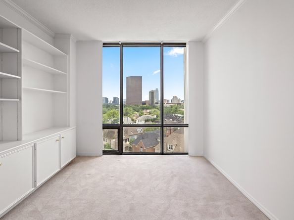 1111 Bering Drive 805, Houston TX 77057