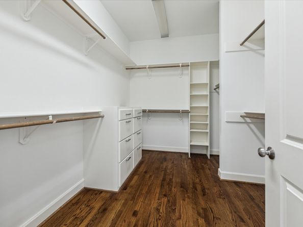 1115 Du Barry Lane, Houston TX 77018