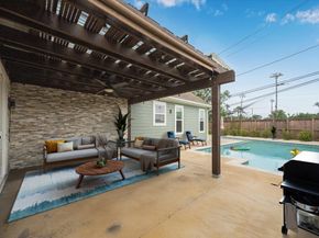 1115 Du Barry Lane, Houston TX 77018