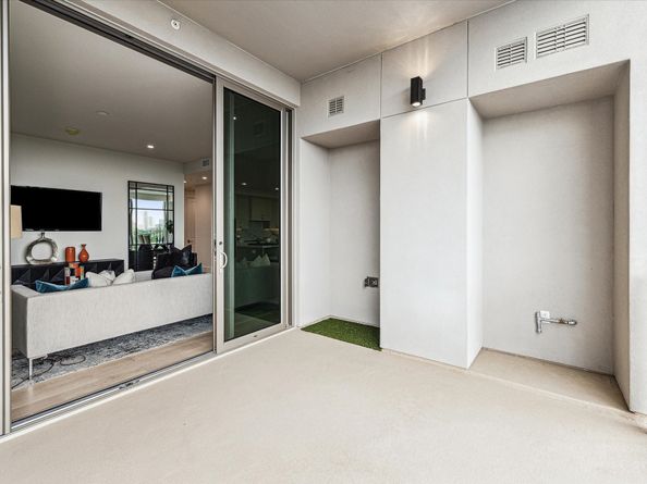 5656 San Felipe Street 603, Houston TX 77056