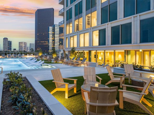 5656 San Felipe Street 603, Houston TX 77056