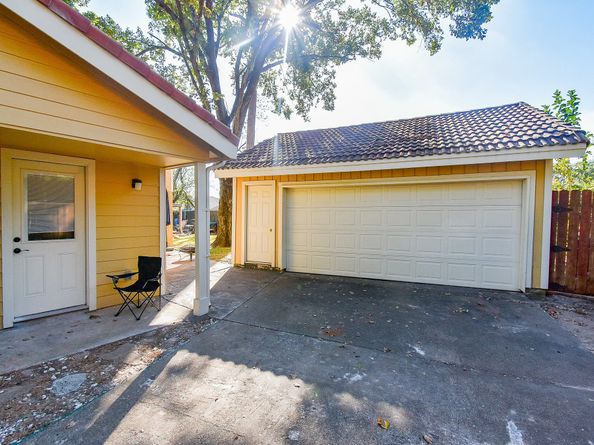 6023 Elkwood Forest Drive, Houston TX 77088