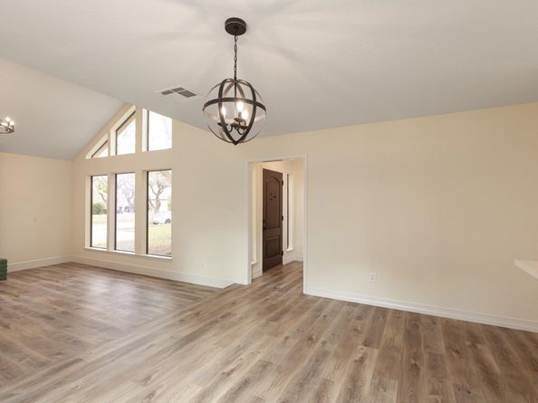 6023 Elkwood Forest Drive, Houston TX 77088