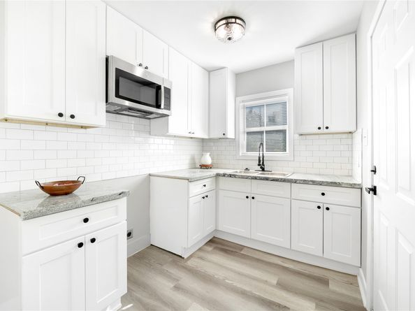 9302 Waller Street, Houston TX 77012