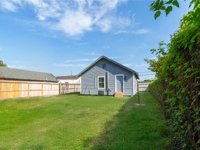 9302 Waller Street, Houston TX 77012