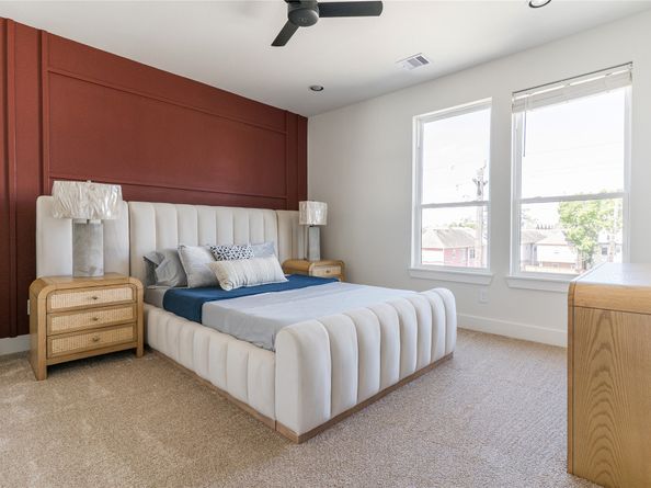 2426 Ella Boulevard, Houston TX 77008