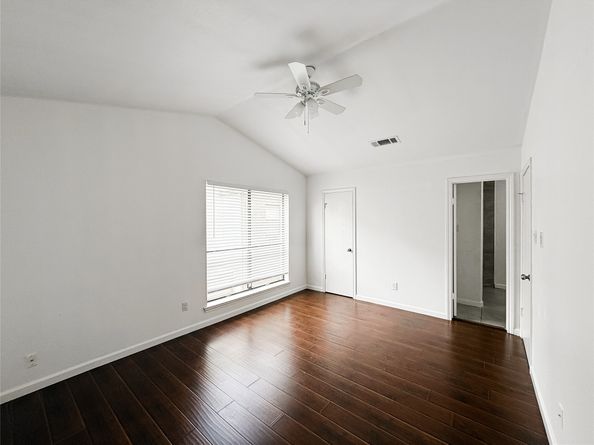 8299 Cambridge Street 1801, Houston TX 77054