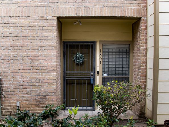 8299 Cambridge Street 1801, Houston TX 77054