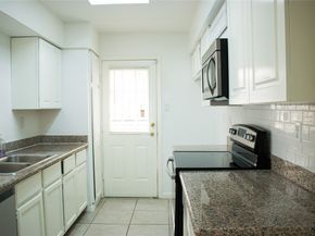 8299 Cambridge Street 1801, Houston TX 77054