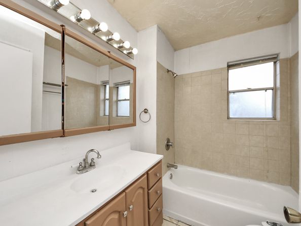 16603 Cairnway Drive, Houston TX 77084