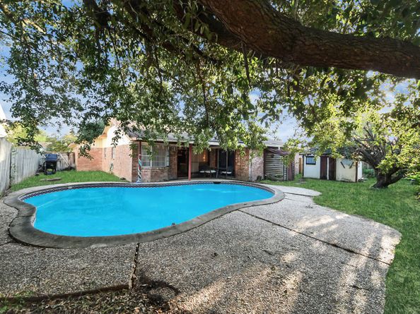 16603 Cairnway Drive, Houston TX 77084