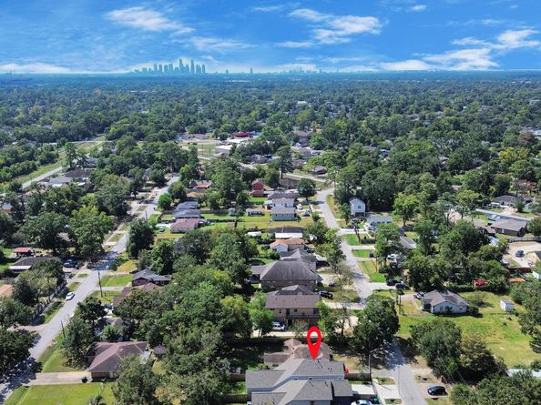 8420A Lanewood Drive, Houston TX 77016
