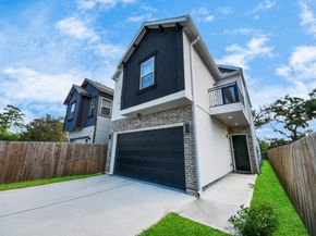8420A Lanewood Drive, Houston TX 77016