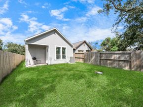 8420A Lanewood Drive, Houston TX 77016