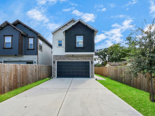 8420A Lanewood Drive, Houston TX 77016