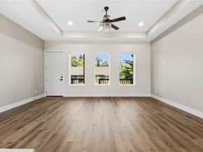 5949 Collingsworth Street, Houston TX 77026