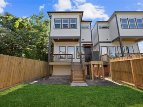 5949 Collingsworth Street, Houston TX 77026