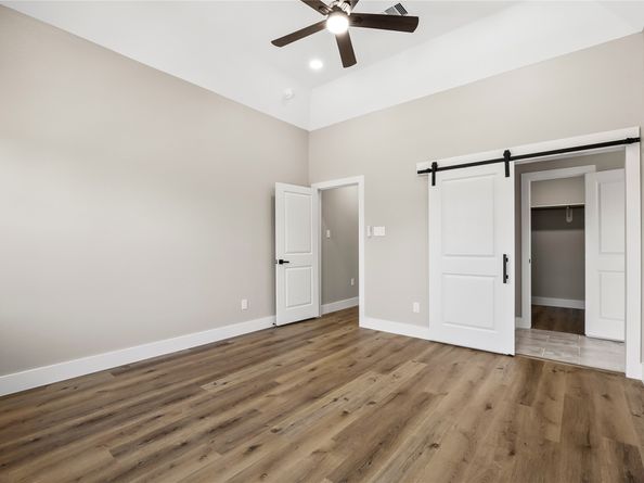 5949 Collingsworth Street, Houston TX 77026