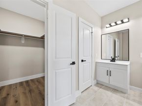 5949 Collingsworth Street, Houston TX 77026