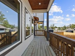 5949 Collingsworth Street, Houston TX 77026