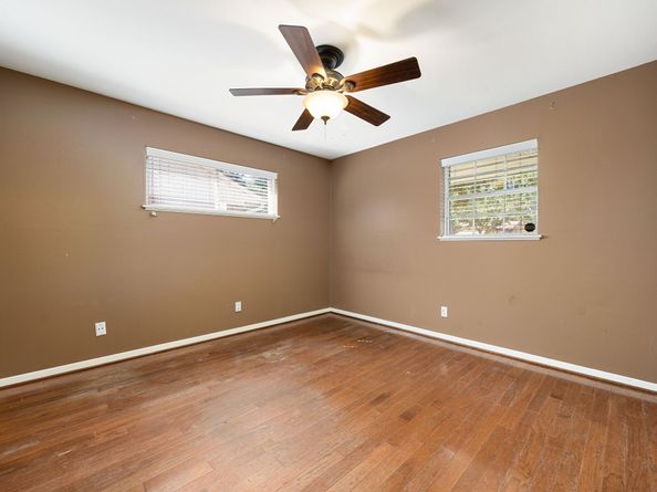 1142 Shadeland Drive, Houston TX 77043