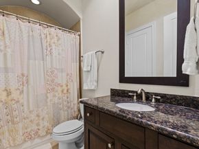 1830 Upland Lakes, Houston TX 77043