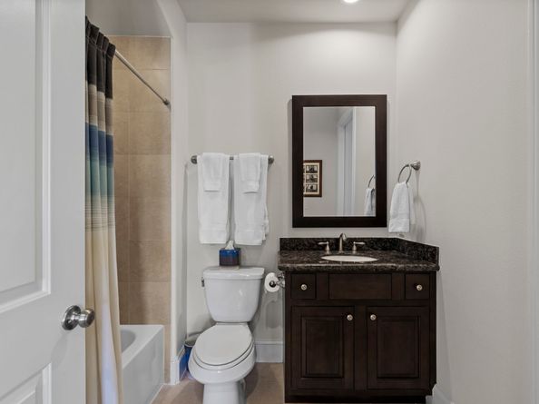 1830 Upland Lakes, Houston TX 77043