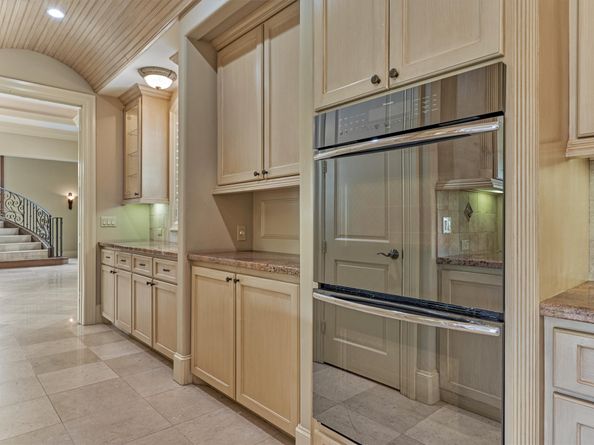 14 Regent Square, The Woodlands TX 77381