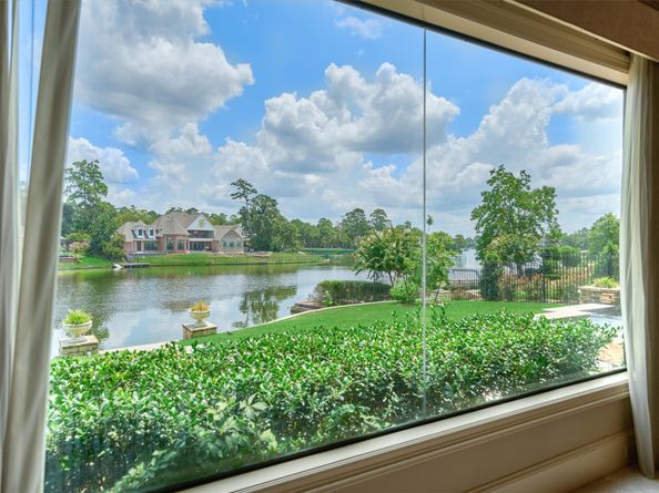14 Regent Square, The Woodlands TX 77381