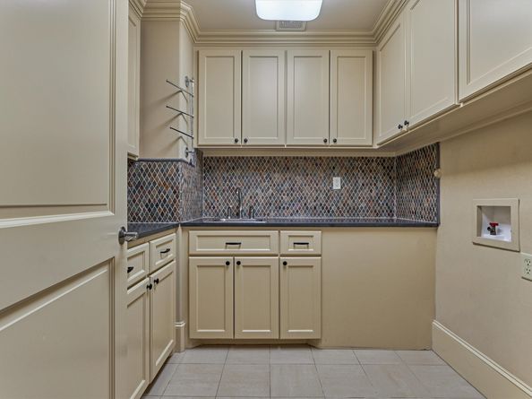 14 Regent Square, The Woodlands TX 77381