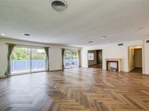 2700 Bellefontaine Street A31 32, Houston TX 77025