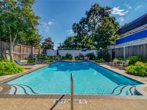 2700 Bellefontaine Street A31 32, Houston TX 77025