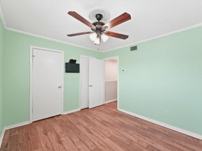 5050 Glenmont Drive F5, Houston TX 77081