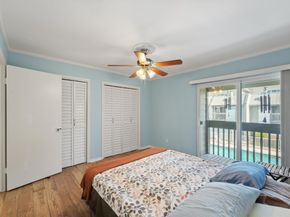 5050 Glenmont Drive F5, Houston TX 77081