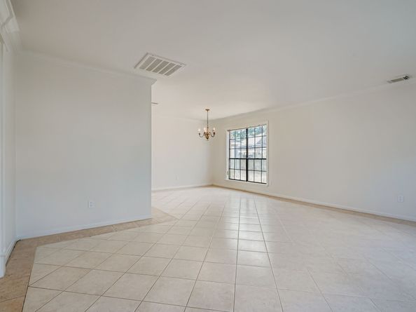 9210 Havencrest Drive, Houston TX 77083
