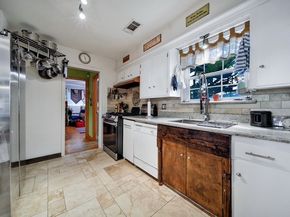 7031 Triola Lane, Houston TX 77074
