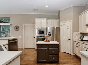 43 Wilmington Way, The Woodlands TX 77384