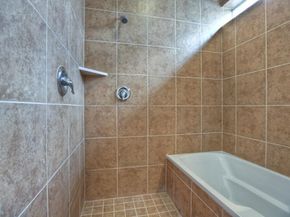 317 Sydnor Street, Houston TX 77020
