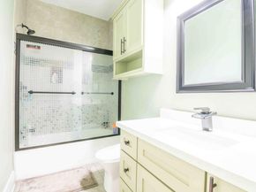 9233 Kentshire Drive, Houston TX 77078