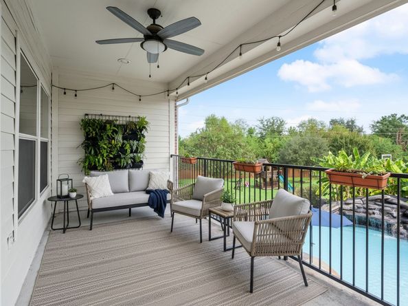 7 Compton Manor Drive, Spring TX 77379