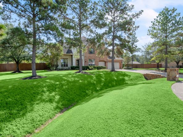7 Compton Manor Drive, Spring TX 77379