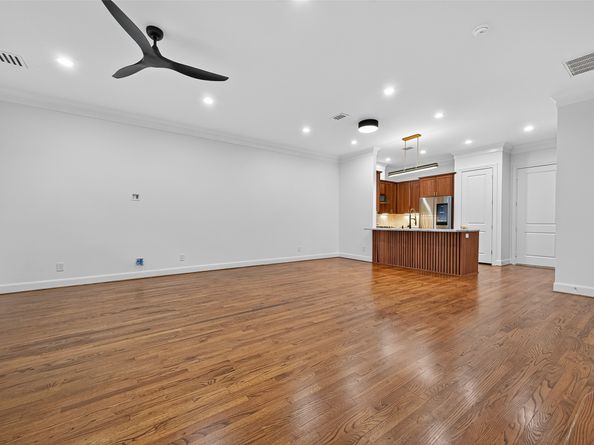 28 Riva Row, Spring TX 77380