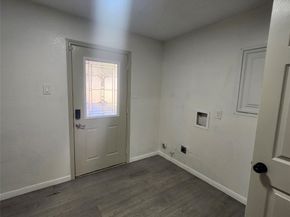 1306 Trailwood Village Drive, Houston TX 77339