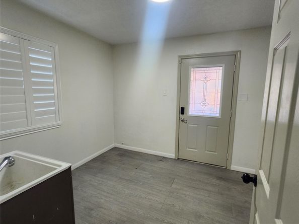 1306 Trailwood Village Drive, Houston TX 77339