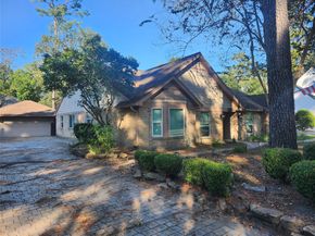 1306 Trailwood Village Drive, Houston TX 77339