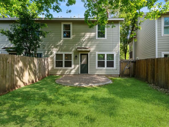 35 N Walden Elms Circle, The Woodlands TX 77382