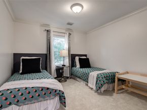 35 N Walden Elms Circle, The Woodlands TX 77382